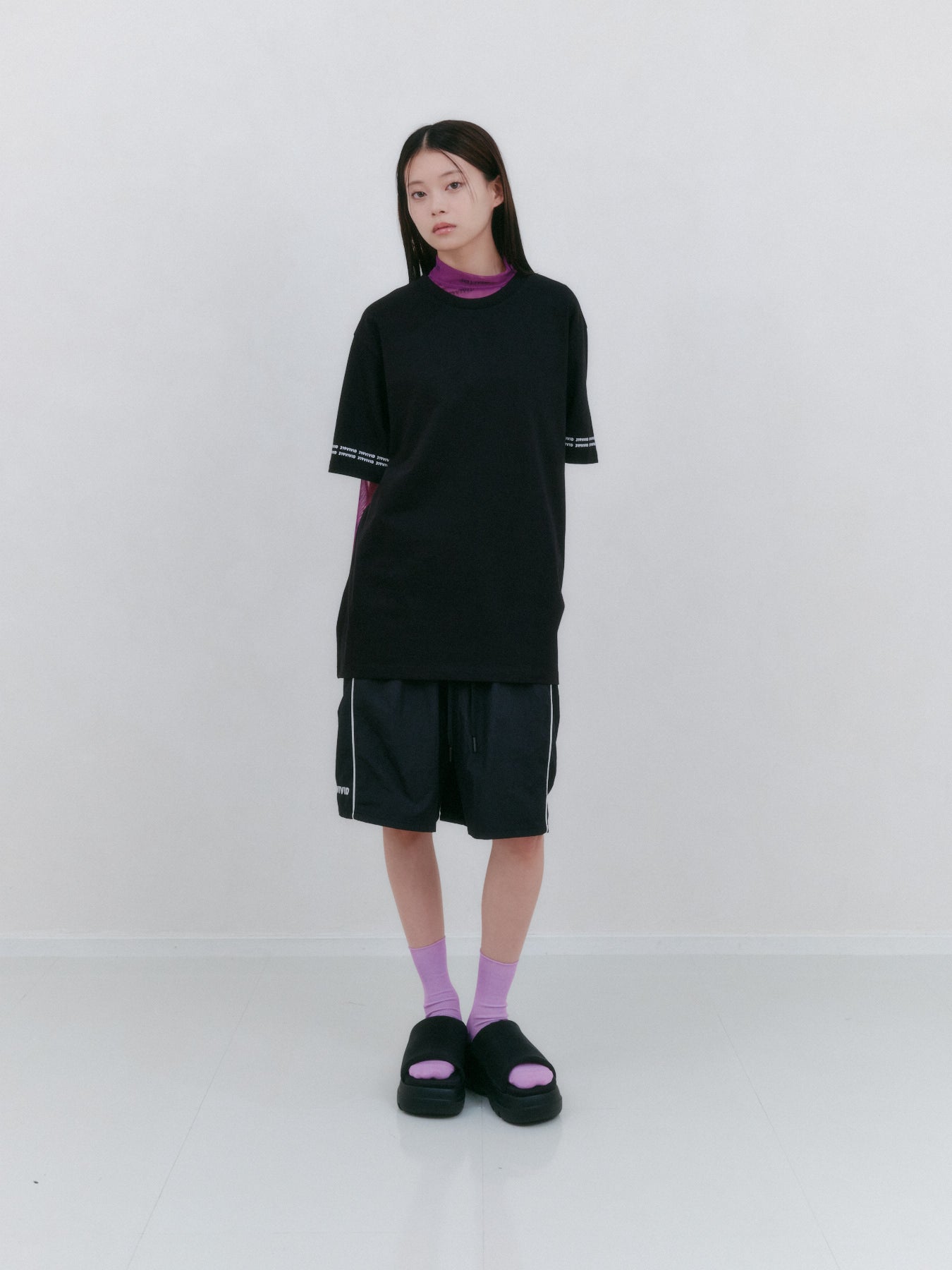 VIVIDロゴTシャツ