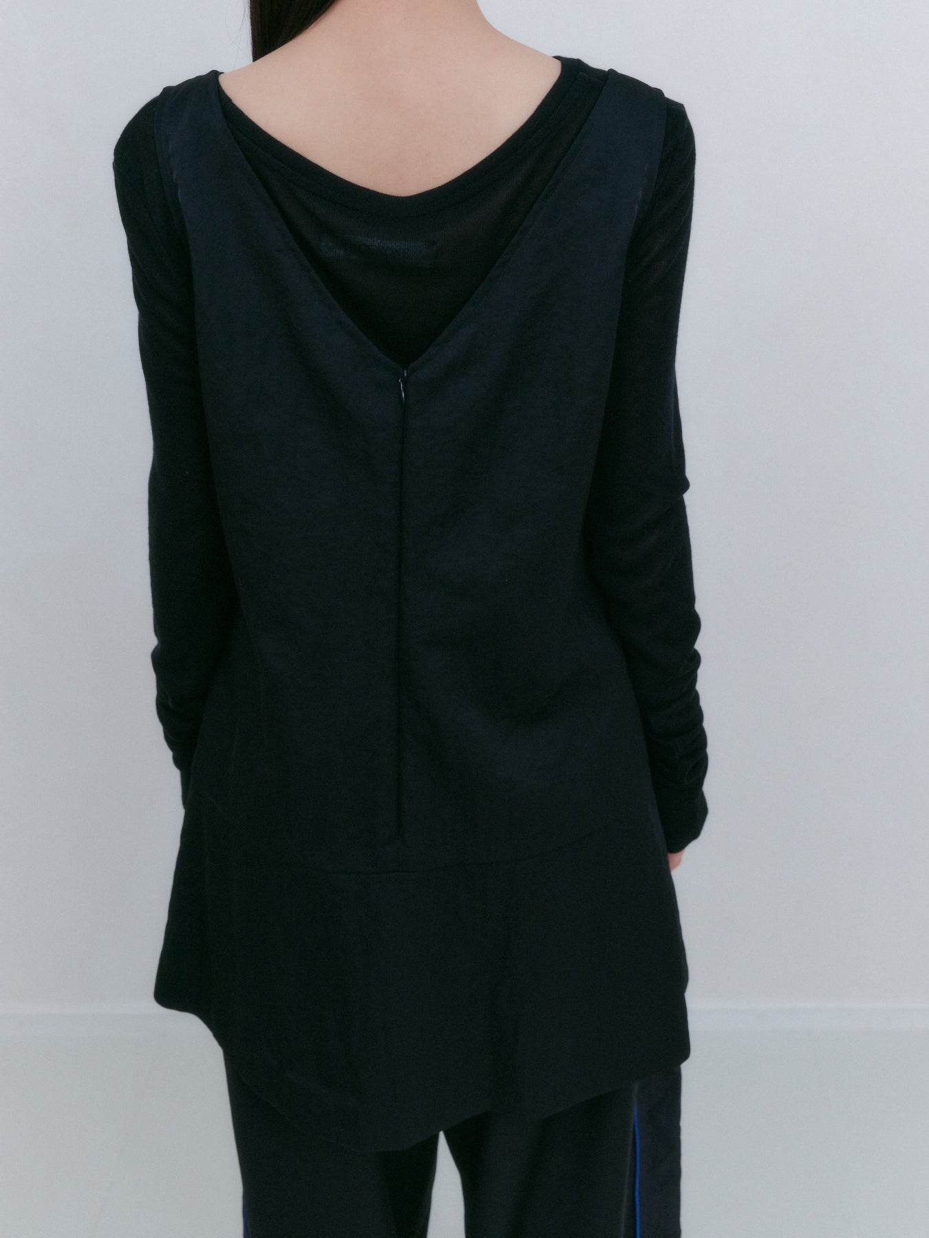 シースルーロングスリーブTシャツ