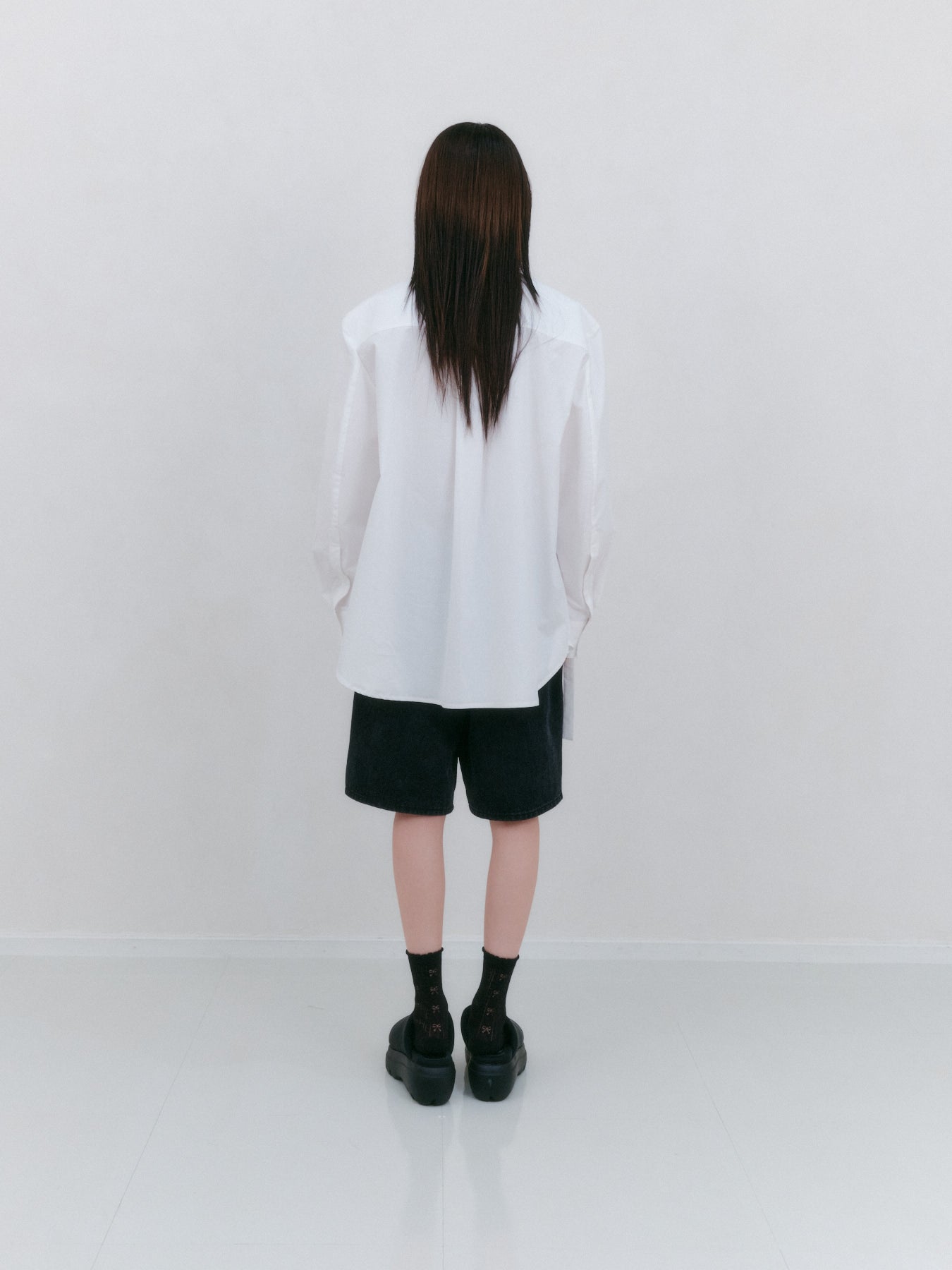 Dリングスリットシャツ