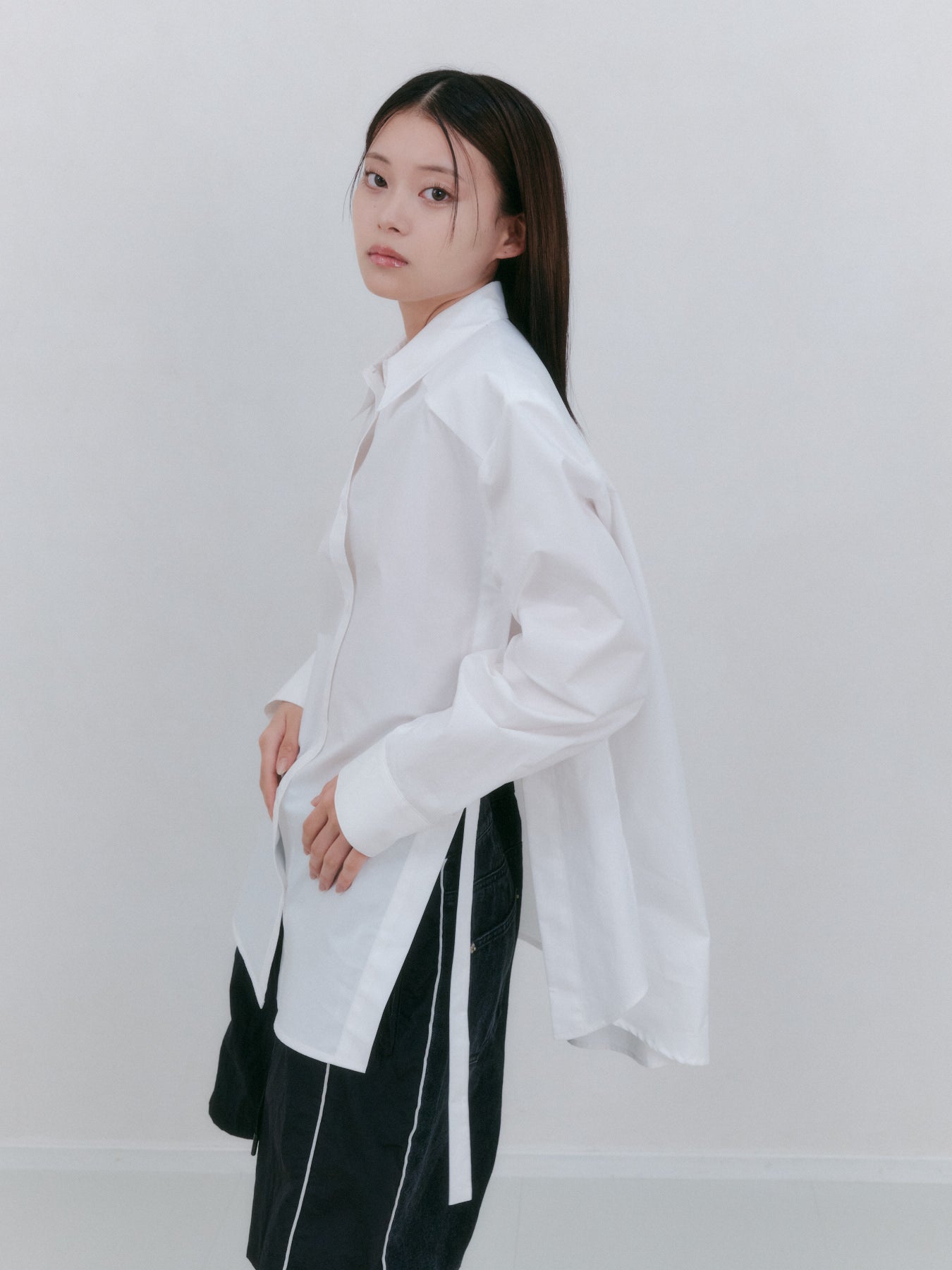 Dリングスリットシャツ