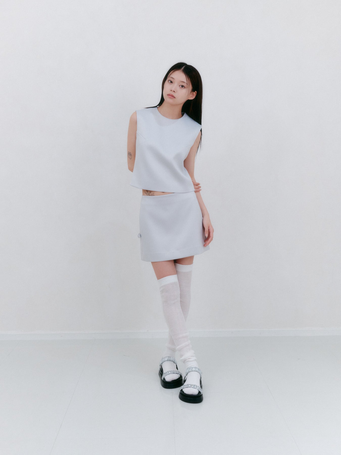 リボンデティールサテンミニスカート