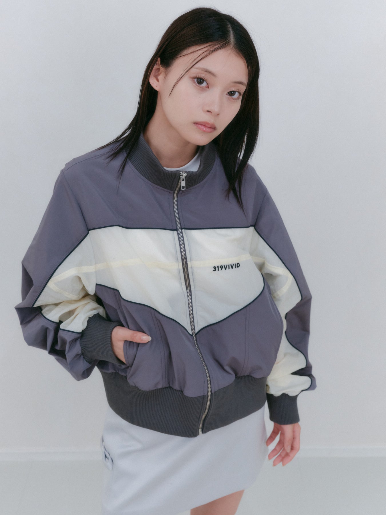 ナイロンジャンパー