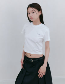 クロップドTシャツ