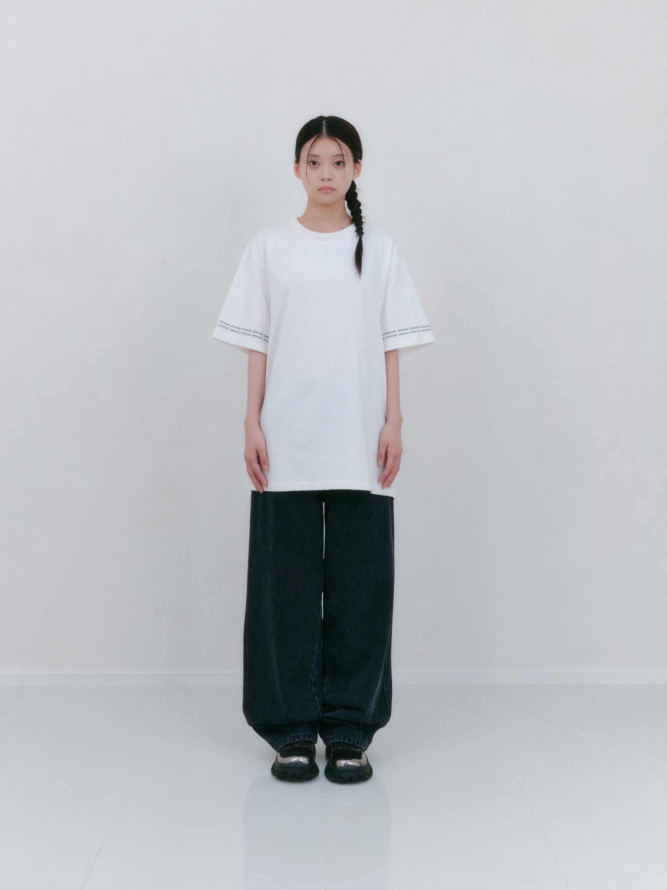 VIVIDロゴTシャツ