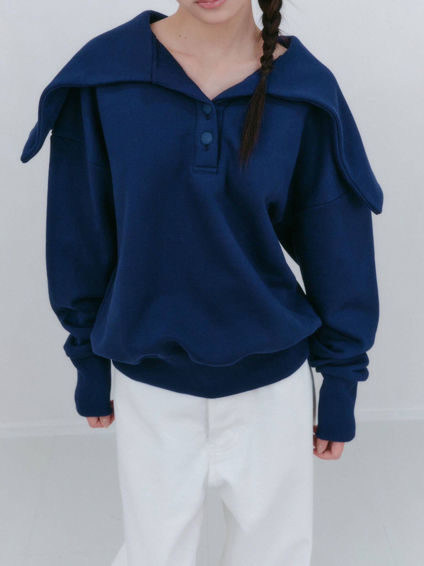 ショールカラーボタンスウェットシャツ