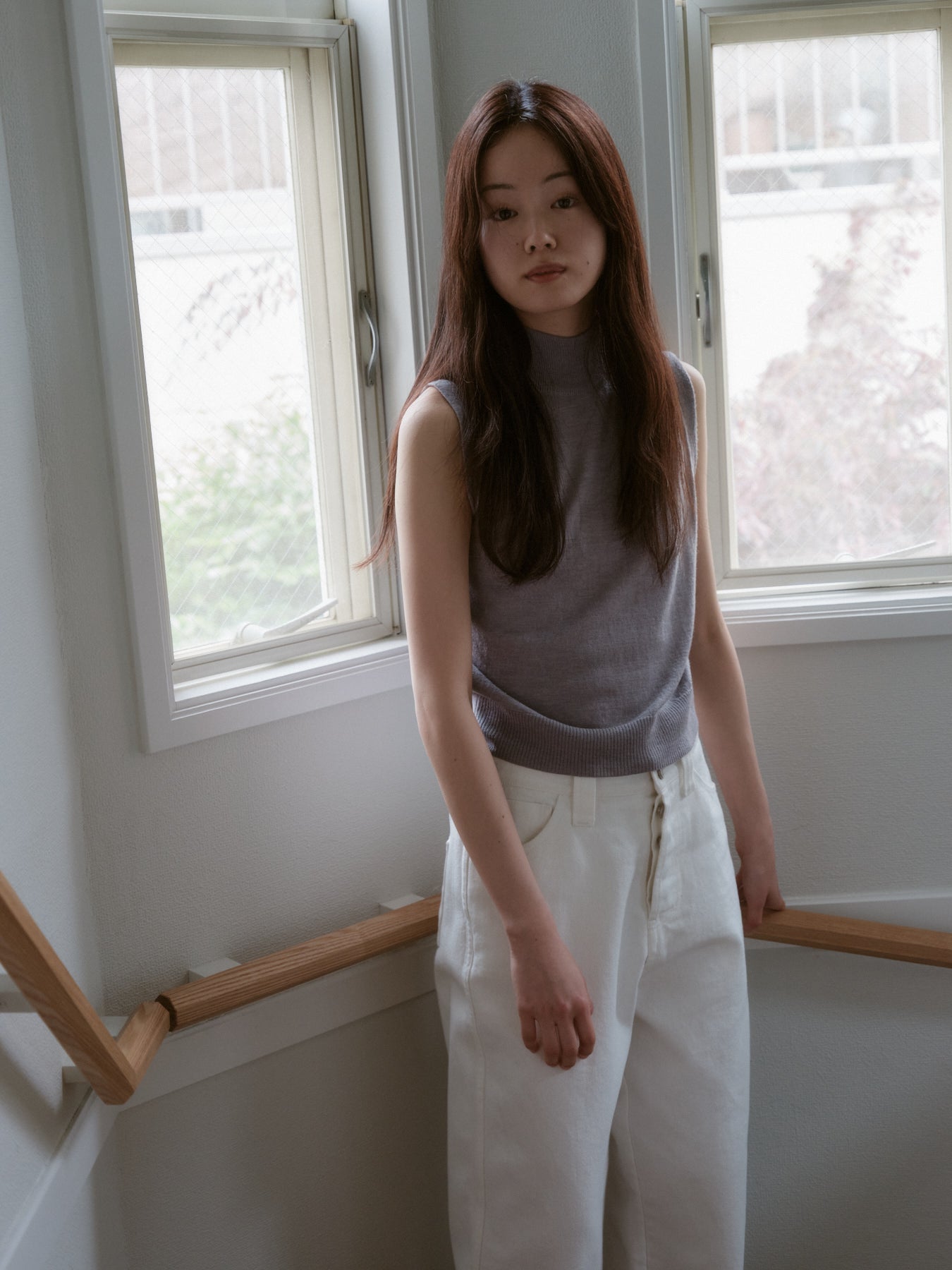 タートルネックノースリーブニットトップ