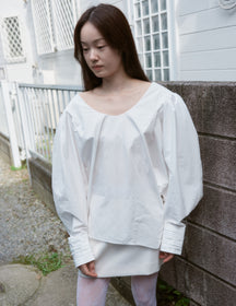 ボリュームパフブラウス