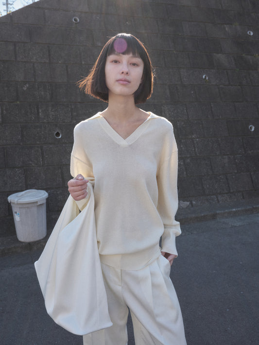 ソフトカラーニット