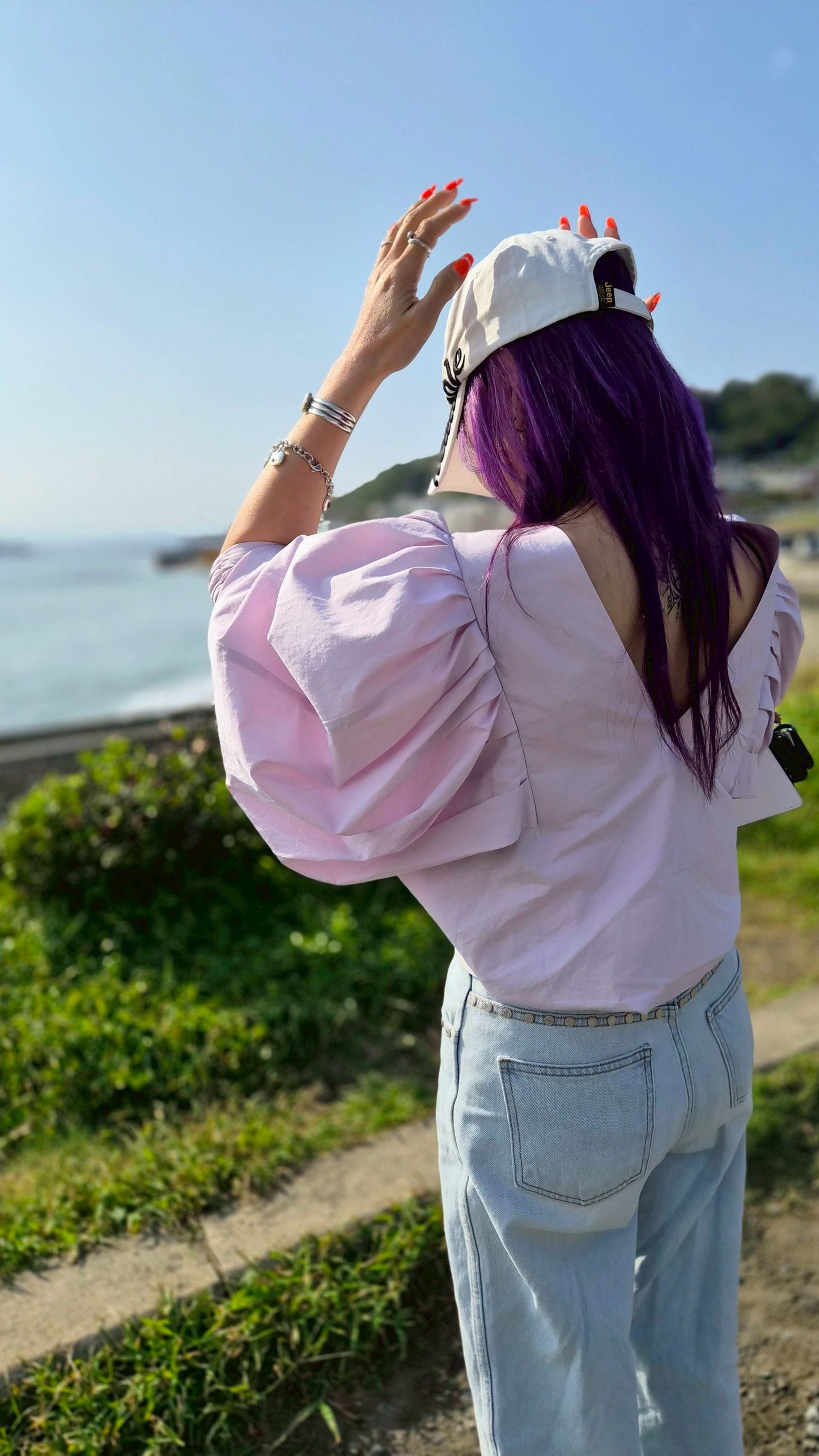 ボリュームパフブラウス